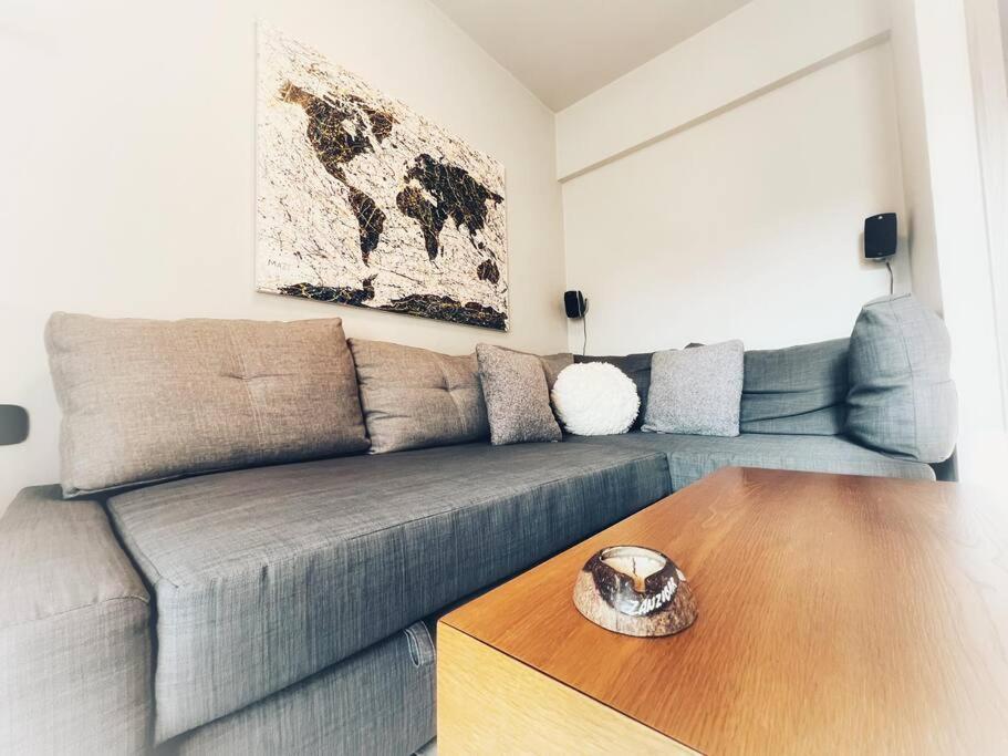 The Beehive Apartment Mytilíni Екстериор снимка