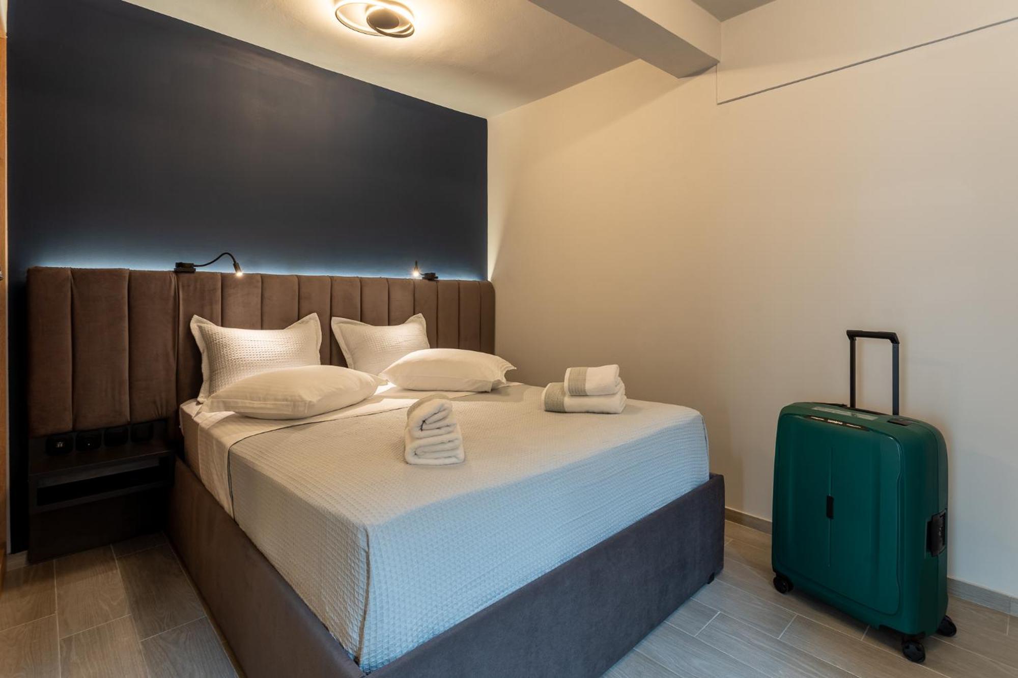 The Beehive Apartment Mytilíni Екстериор снимка