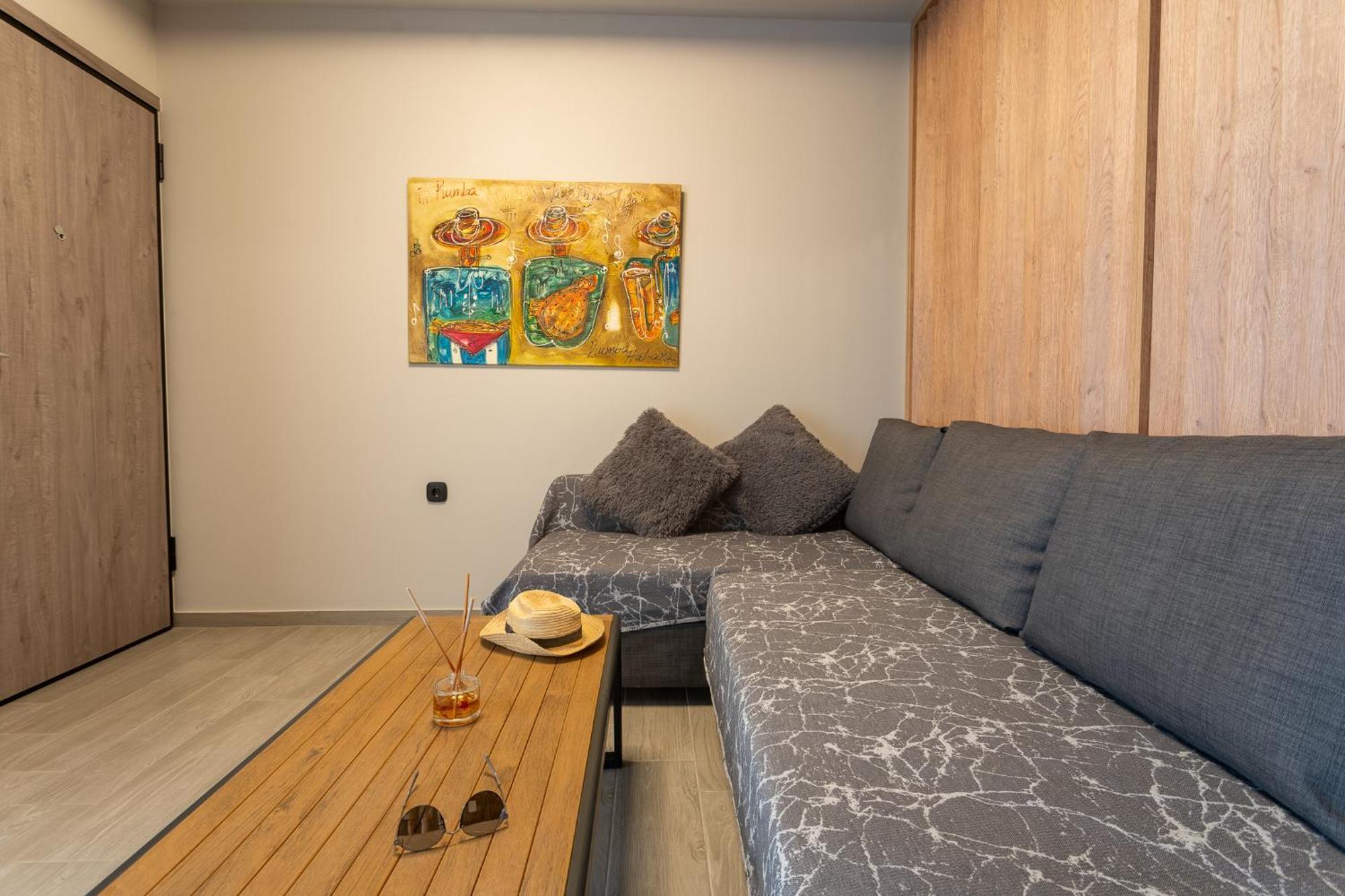 The Beehive Apartment Mytilíni Екстериор снимка